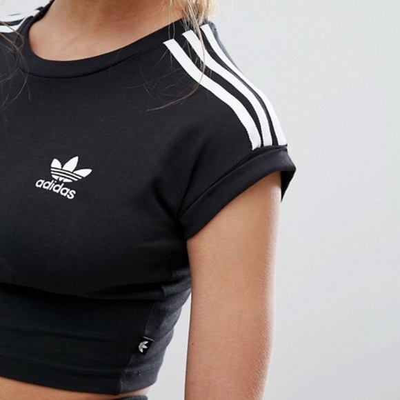 Sold🚫 Adidas crop top - Picture 3 of 5